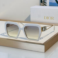 Dior  30Montaigne S6U CD 40083U Rectangular Sunglasses✨