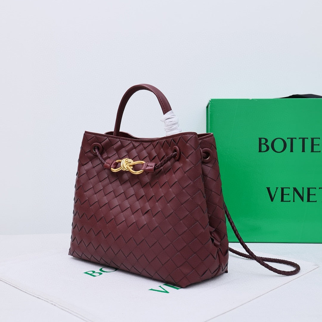 Bottega Veneta Medium Andiamo leather bag 💚 - onlinechics.com