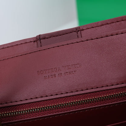 Bottega Veneta Medium Andiamo leather bag 💚 - onlinechics.com