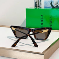 BOTTEGA VENETA BV1446 Snap Ribbon 53MM Cat-Eye Sunglasses 💚