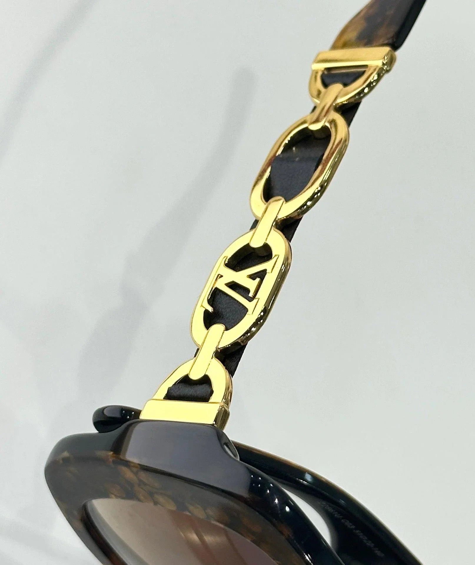 Louis Vuitton Z2861U New My LV Chain Braided Maxi Square