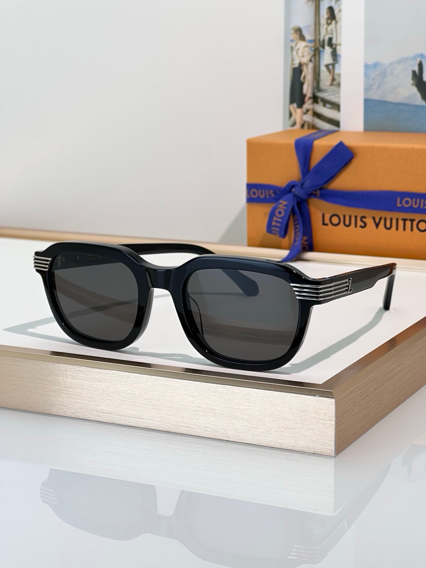 - Louis Vuitton Z2889U New LV Slide Square Round Sunglasses  ✨ - onlinechics.com
