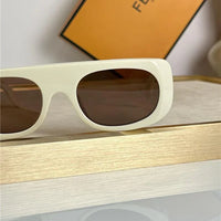 FENDI FF 40095 Logo Fendigraphy Sunglasses✨