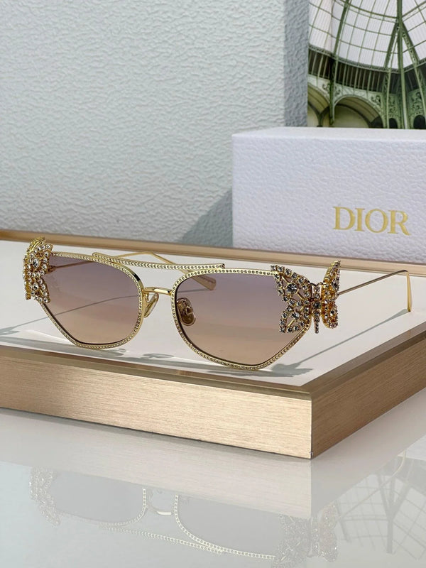 DIOR DiorFantastica B1U Butterfly Sunglasses with Swarovski® Crystals 💎