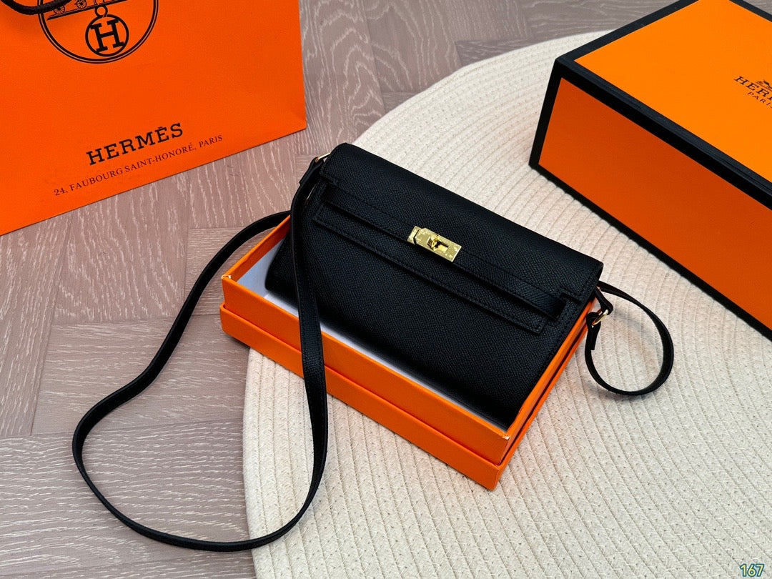 HERMES Kelly Classique To Go wallet ✨ - onlinechics.com