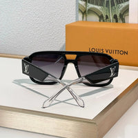 Louis Vuitton Z2613E New LV Clash Pilot Sunglasses ✨