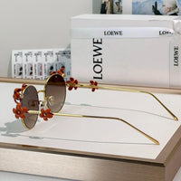 '- LOEWE LW 40173 U 30E Oval Sunglasses ✨