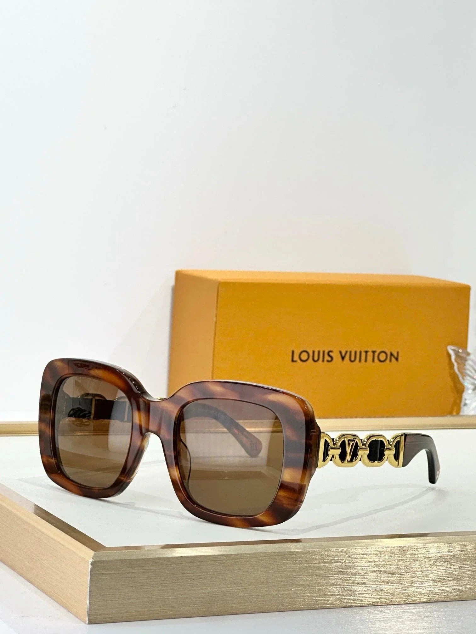 Louis Vuitton Z2861U New My LV Chain Braided Maxi Square