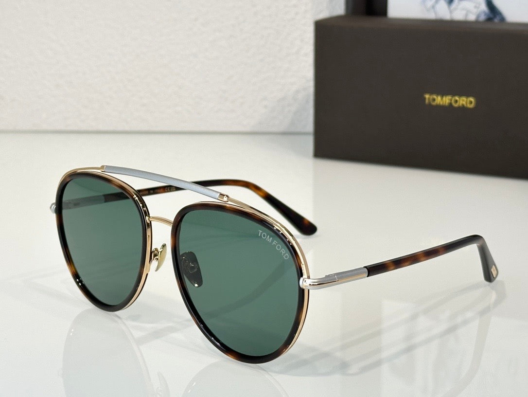 TOM FORD Sunglasses TF 748 Curtis 01D 59mm Polarized TF748s ✨