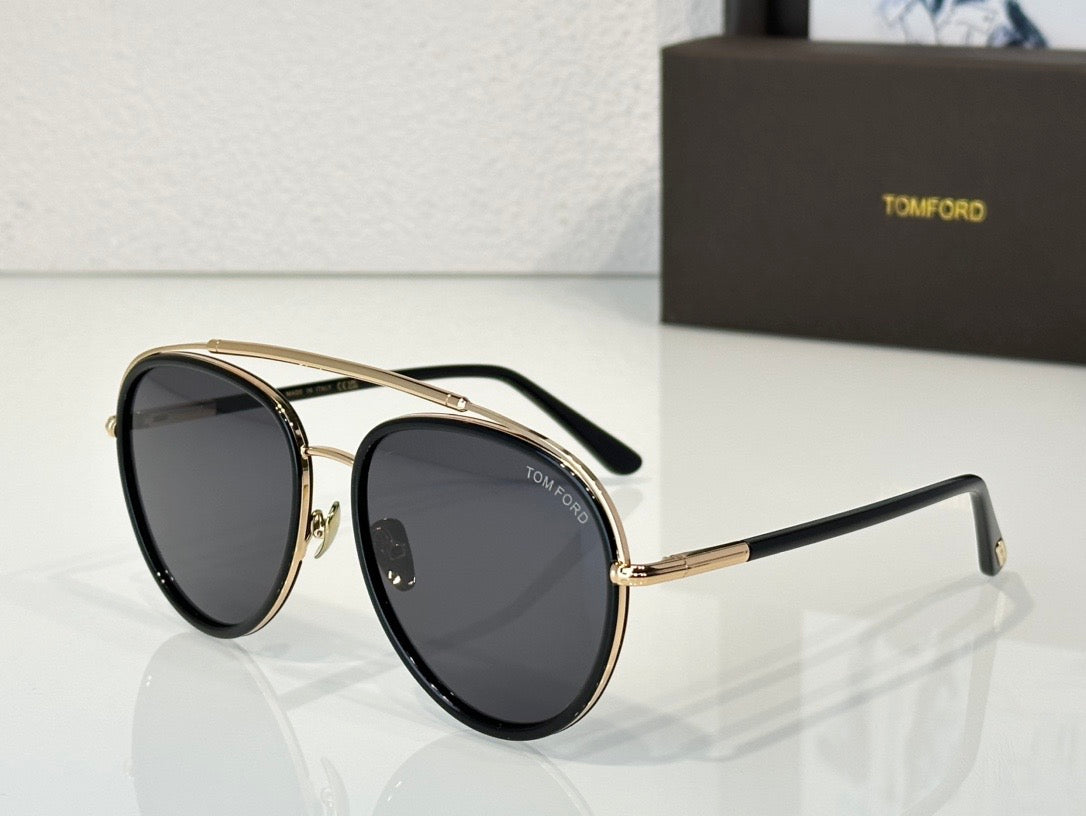 TOM FORD Sunglasses TF 748 Curtis 01D 59mm Polarized TF748s ✨