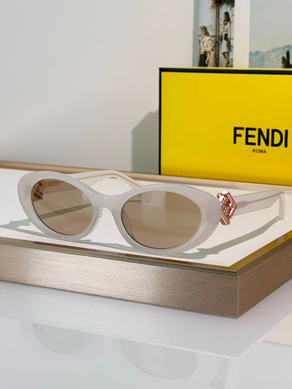 FENDI FF Diamonds FE40140U 56V Sunglasses✨ - onlinechics.com