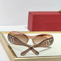 Valentino VLS178 Round Sunglasses✨