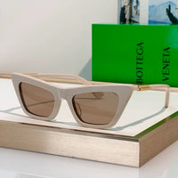 BOTTEGA VENETA BV1446 Snap Ribbon 53MM Cat-Eye Sunglasses 💚