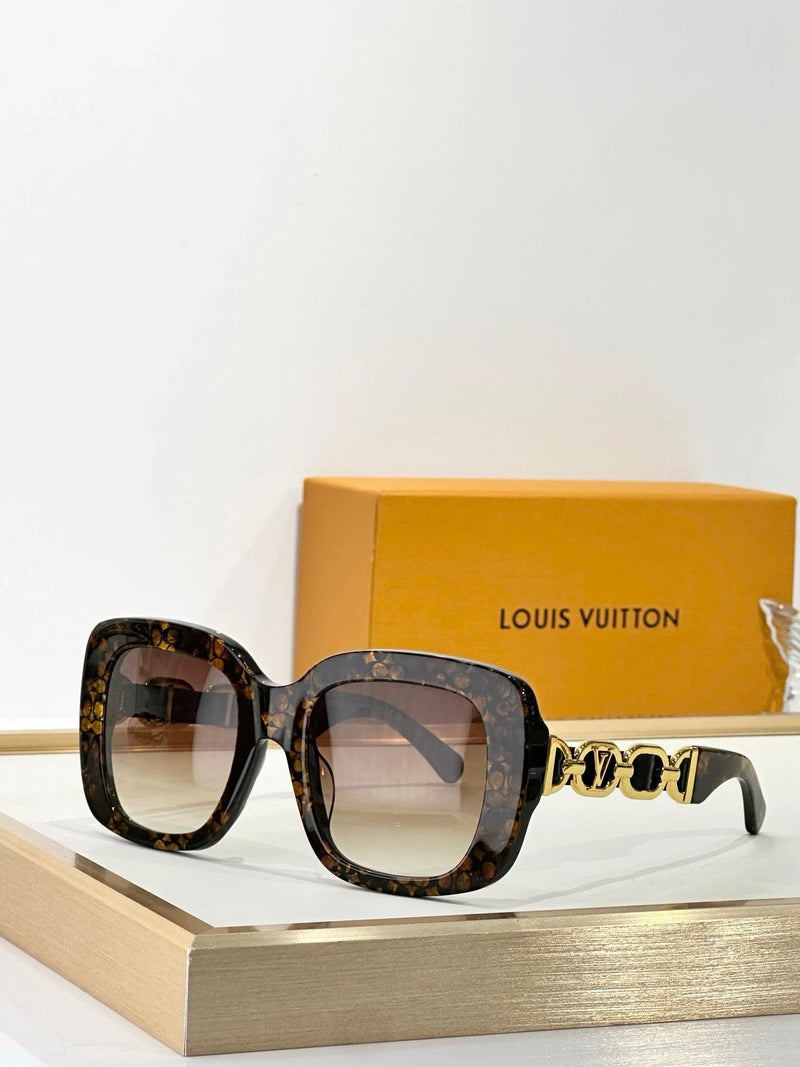 Louis Vuitton Z2861U New My LV Chain Braided Maxi Square
