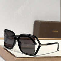 TOM FORD SOLANGE TF1089 Sunglasses 🔱