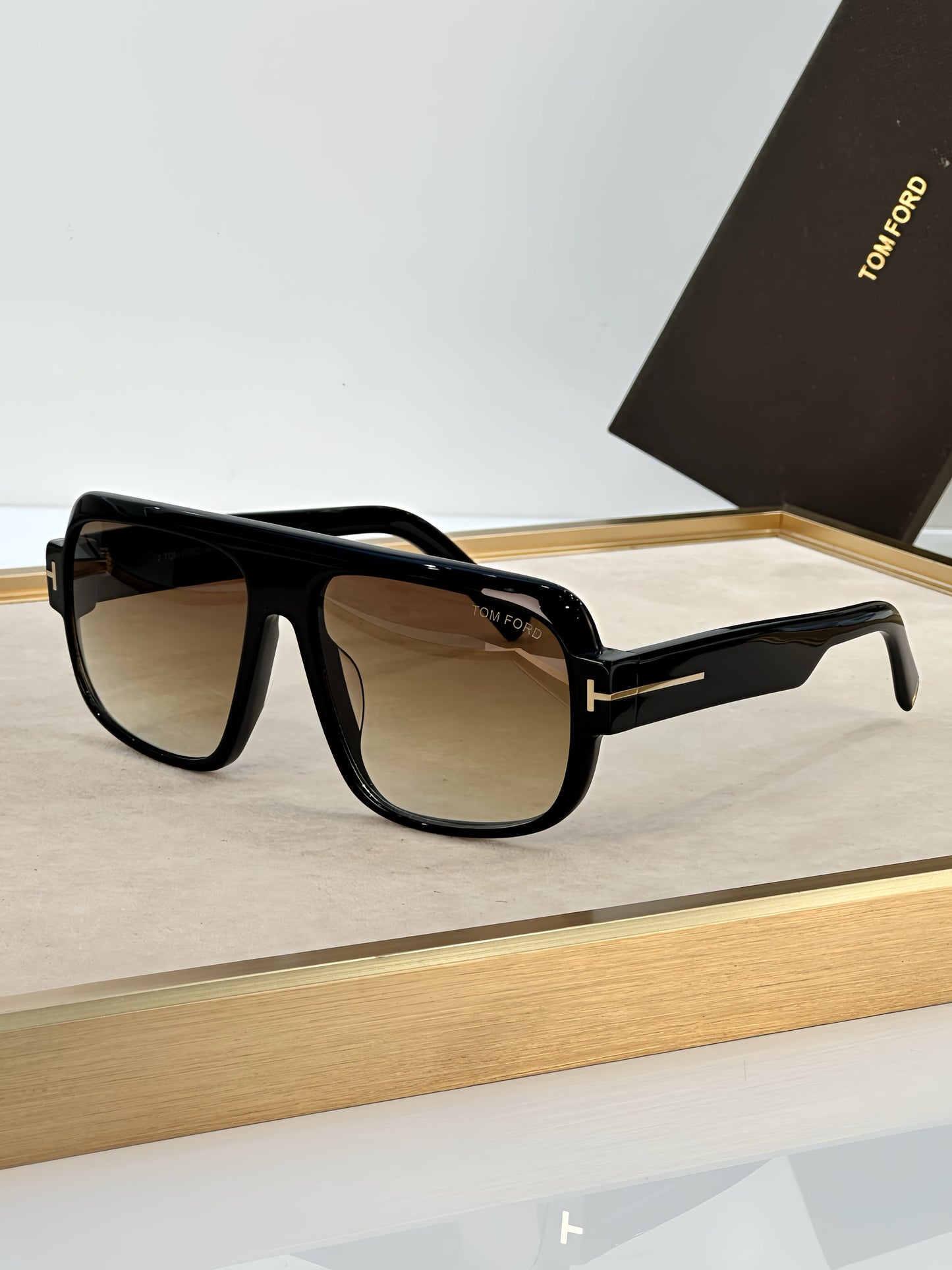 TOM FORD TURNER TF1101 Unisex Sunglasses 🔱