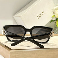 DIOR Sunglasses Dior 30Montaigne S8U Sunglasses✨