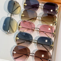 Louis Vuitton Z3169U Flower Edge Metal Square Sunglasses   ✨