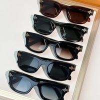 Louis Vuitton Z2556U  LV Arabesque Unisex Sunglasses ✨