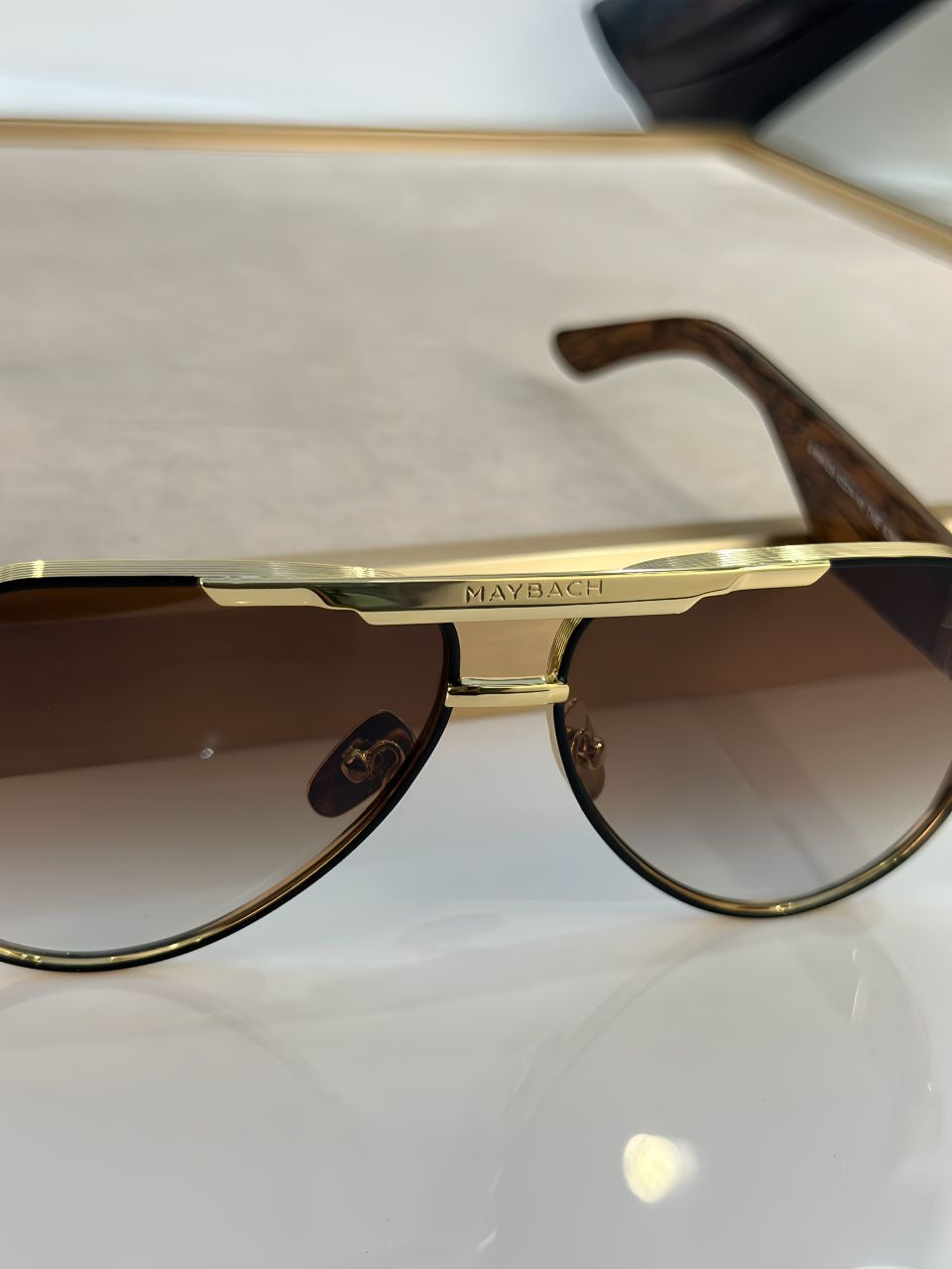 Maybach Eyewear – THE KING III  Men's Sunglasses 👑