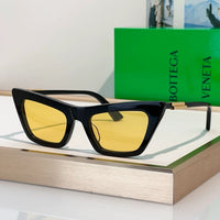BOTTEGA VENETA BV1446 Snap Ribbon 53MM Cat-Eye Sunglasses 💚