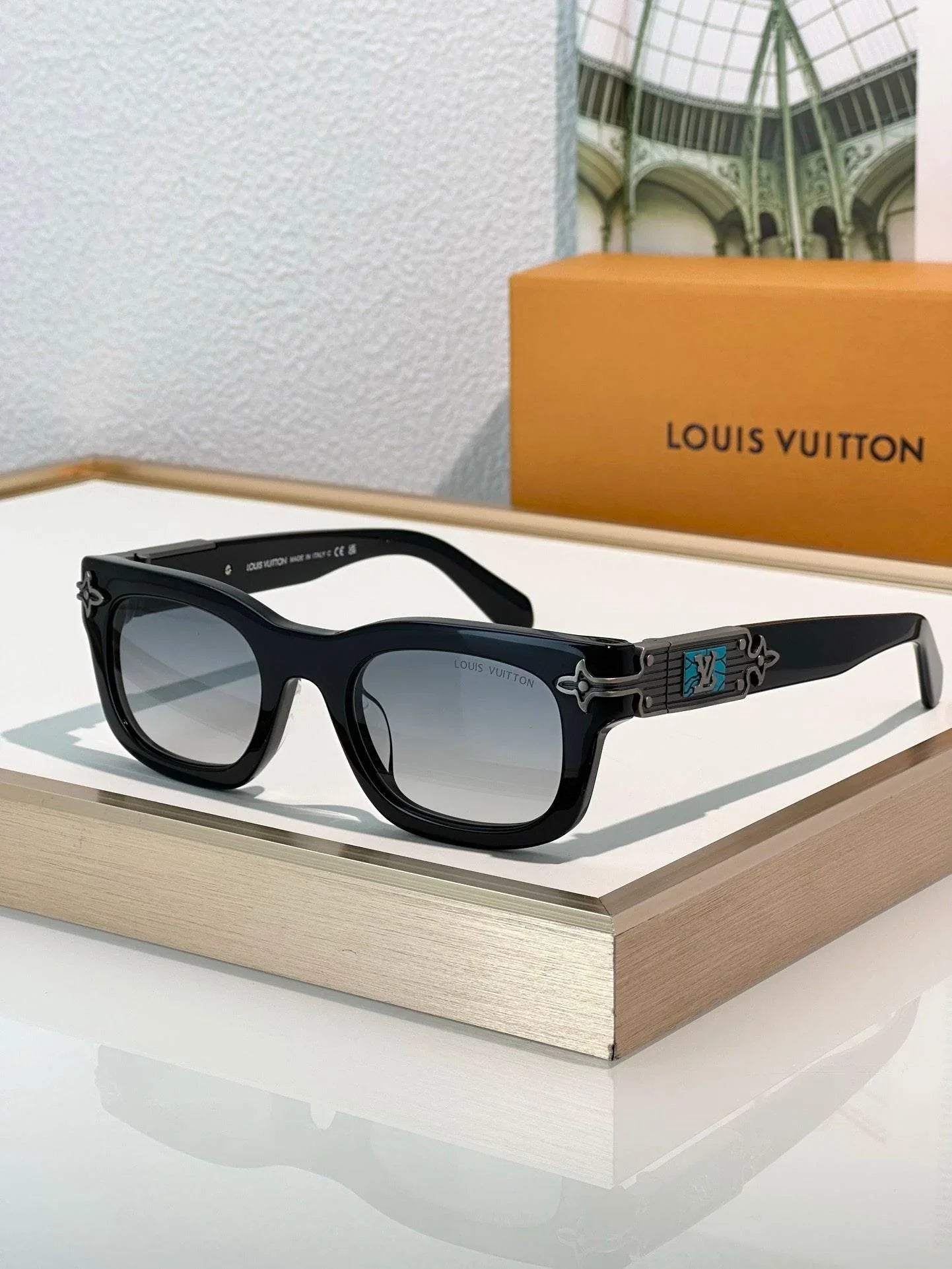 極美品 LOUIS VUITTON サングラス Z1255U アティテュード Louis Vuitton Z2556U LV Arabesque Unisex Sunglasses ✨ — onlinechics