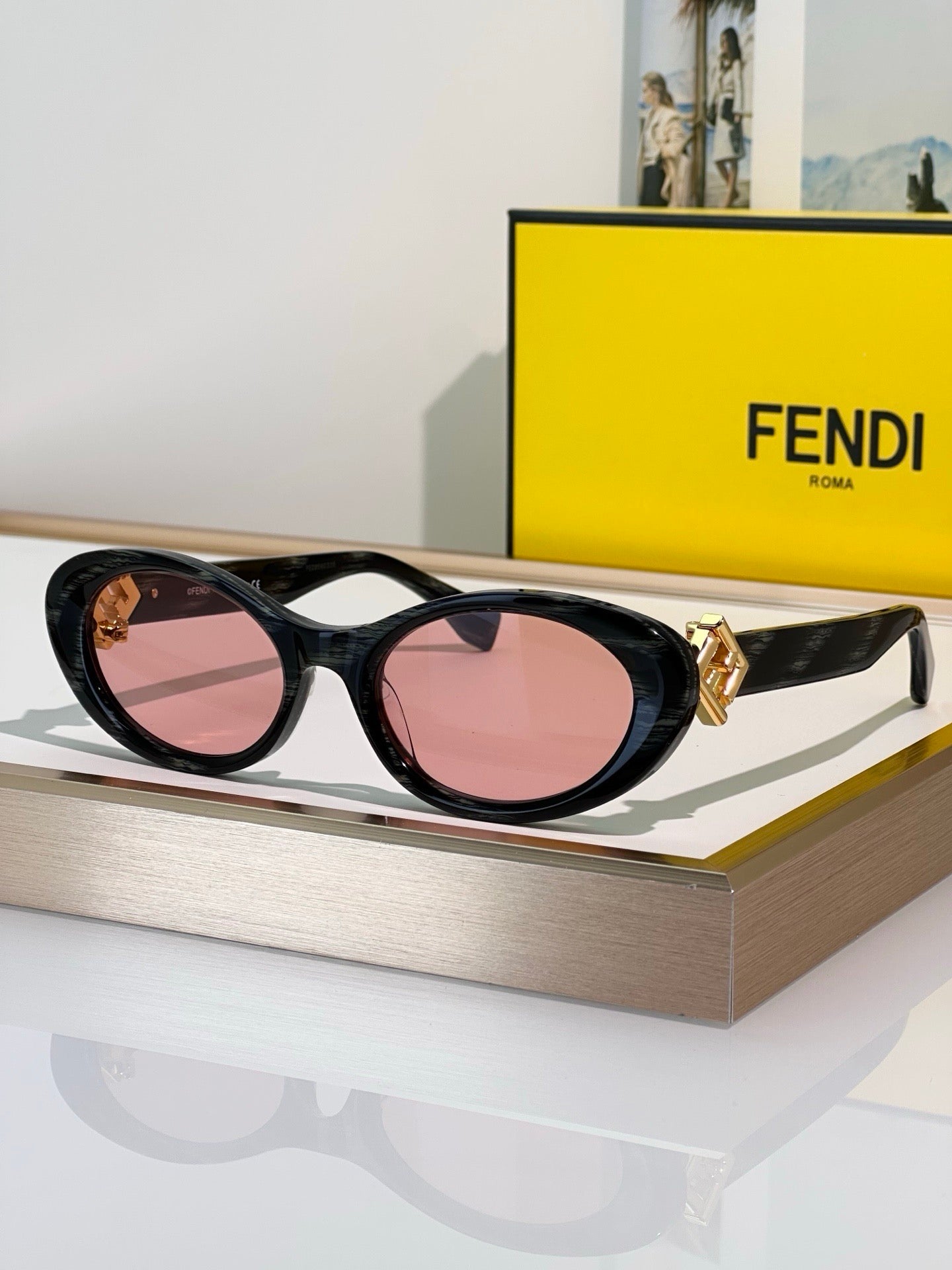 FENDI FF Diamonds FE40140U 56V Sunglasses✨ - onlinechics.com