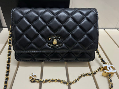 CHANEL Lambskin Flap Chain CC  Bag  3 colors ✨ - onlinechics.com