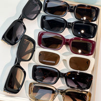 FENDI FF Diamonds FE 40222I  Sunglasses ✨