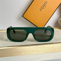 FENDI FF 40095 Logo Fendigraphy Sunglasses✨