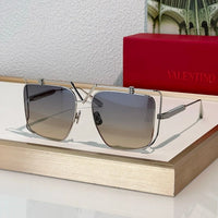 Valentino V-LIGHT VLS116 - AS SEEN ON JENNIFER LOPEZ Sunglasses✨