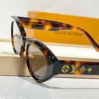 Louis Vuitton Z2686U New LV Line Cat Eye Sunglasses ✨