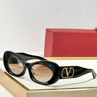 Valentino VLS178 Round Sunglasses✨