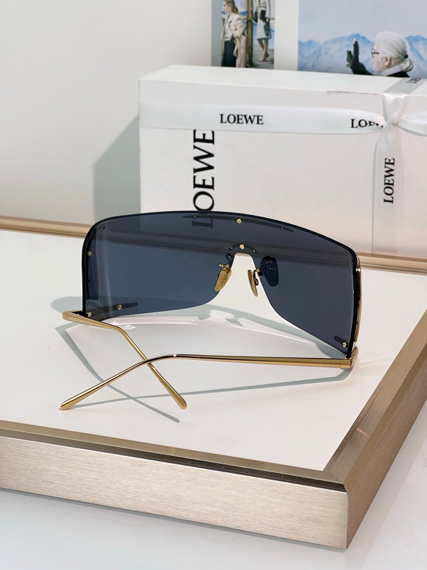 LOEWE  SIGNATURE LW40193U Sunglasses  ✨ - onlinechics.com