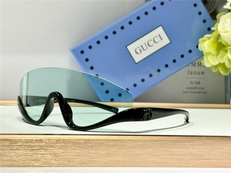 GUCCI GG1650  Gucci Eyewear Interlocking G shield-frame Sunglasses ✨