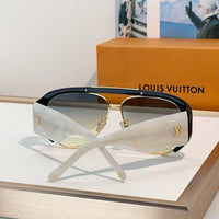 Louis Vuitton Z3399U LVision Pilot Sunglasses ✨