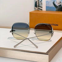 Louis Vuitton Z3169U Flower Edge Metal Square Sunglasses   ✨