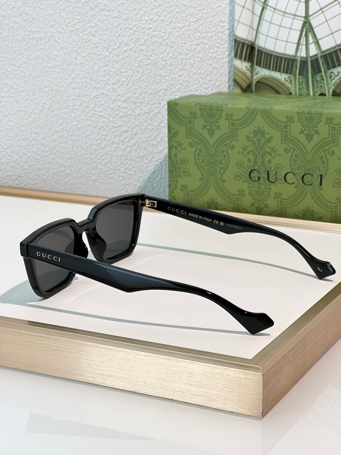 GUCCI GG 1539 Square Sunglasses  ✨