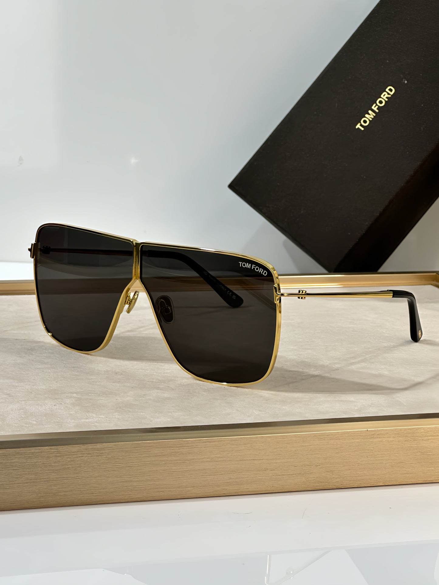 TOM FORD FT1159 pilot-frame Sunglasses ✨