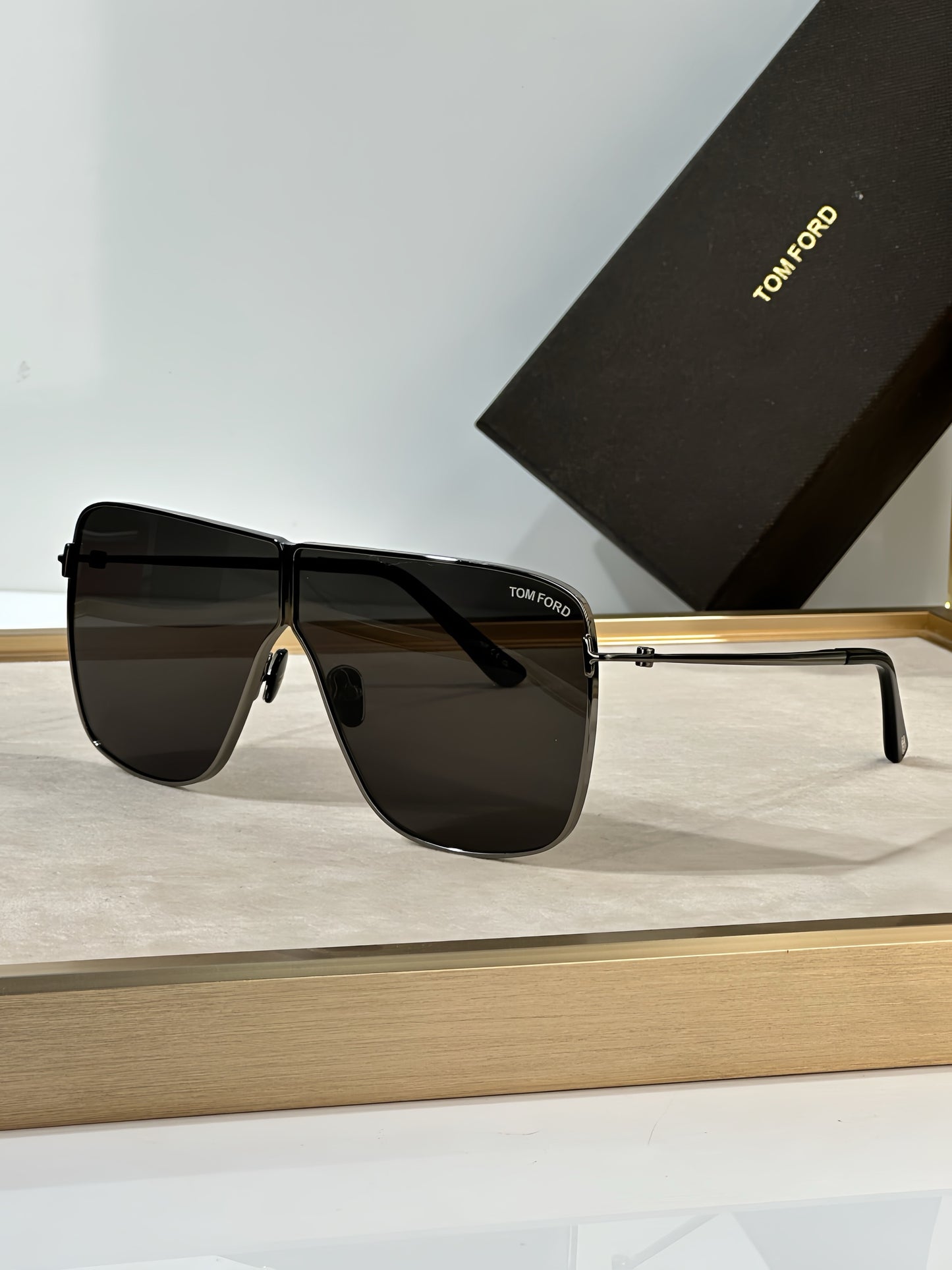 TOM FORD FT1159 pilot-frame Sunglasses ✨