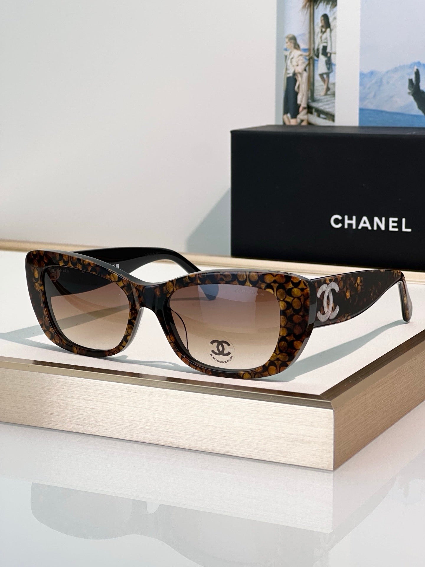 CHANEL A71766 EXCLUSIVE  Butterfly Sunglasses - Chanel Eyewear  🖤