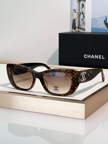 CHANEL A71766 EXCLUSIVE  Butterfly Sunglasses - Chanel Eyewear  🖤