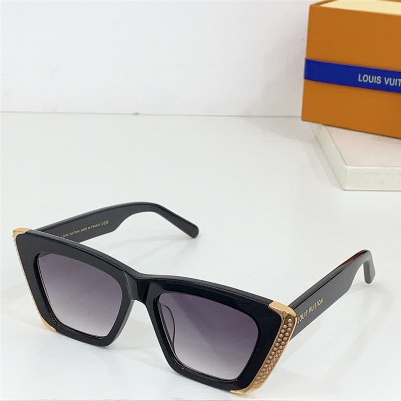 Louis Vuitton Z1655E LV Moon Cat Eye Sunglasses  ✨