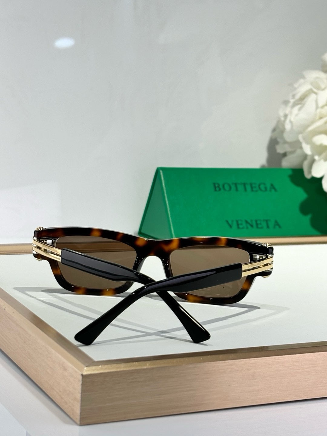 BOTTEGA VENETA Bottega Veneta Bv1308 S Line Unapologetic Unisex Sunglasses💚