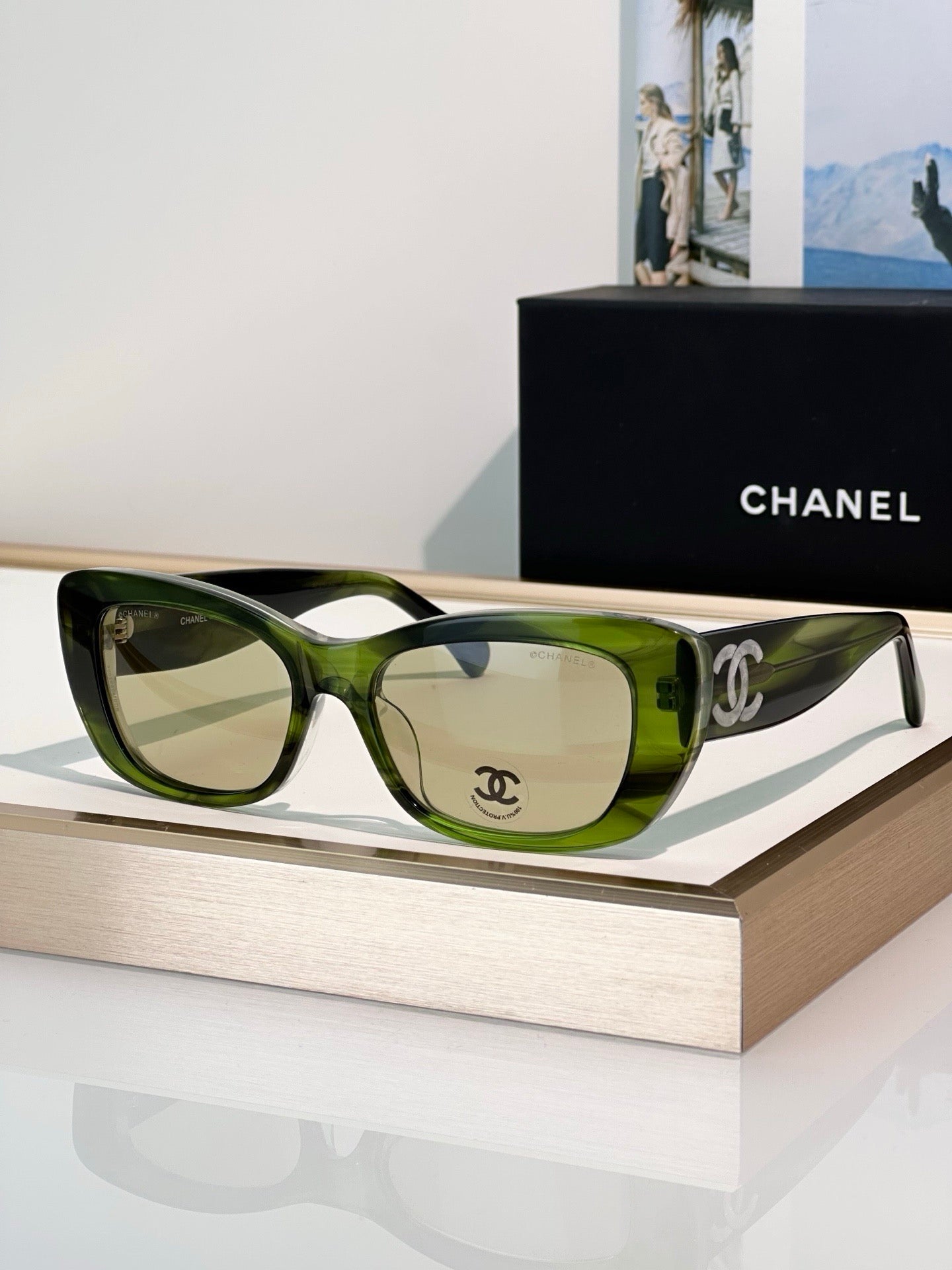 CHANEL A71766 EXCLUSIVE  Butterfly Sunglasses - Chanel Eyewear  🖤