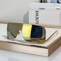 '- LOEWE  SIGNATURE LW40193U Sunglasses  ✨