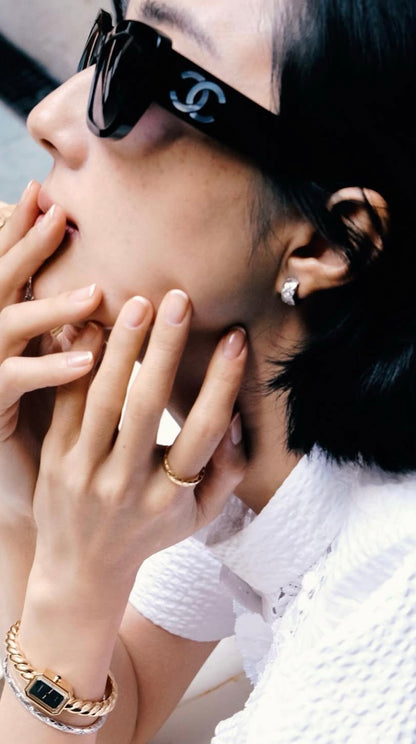 CHANEL A71766 EXCLUSIVE  Butterfly Sunglasses - Chanel Eyewear  🖤