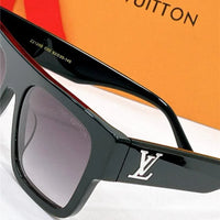 Louis Vuitton Z2125W LV Clash Square Large Sunglasses ✨