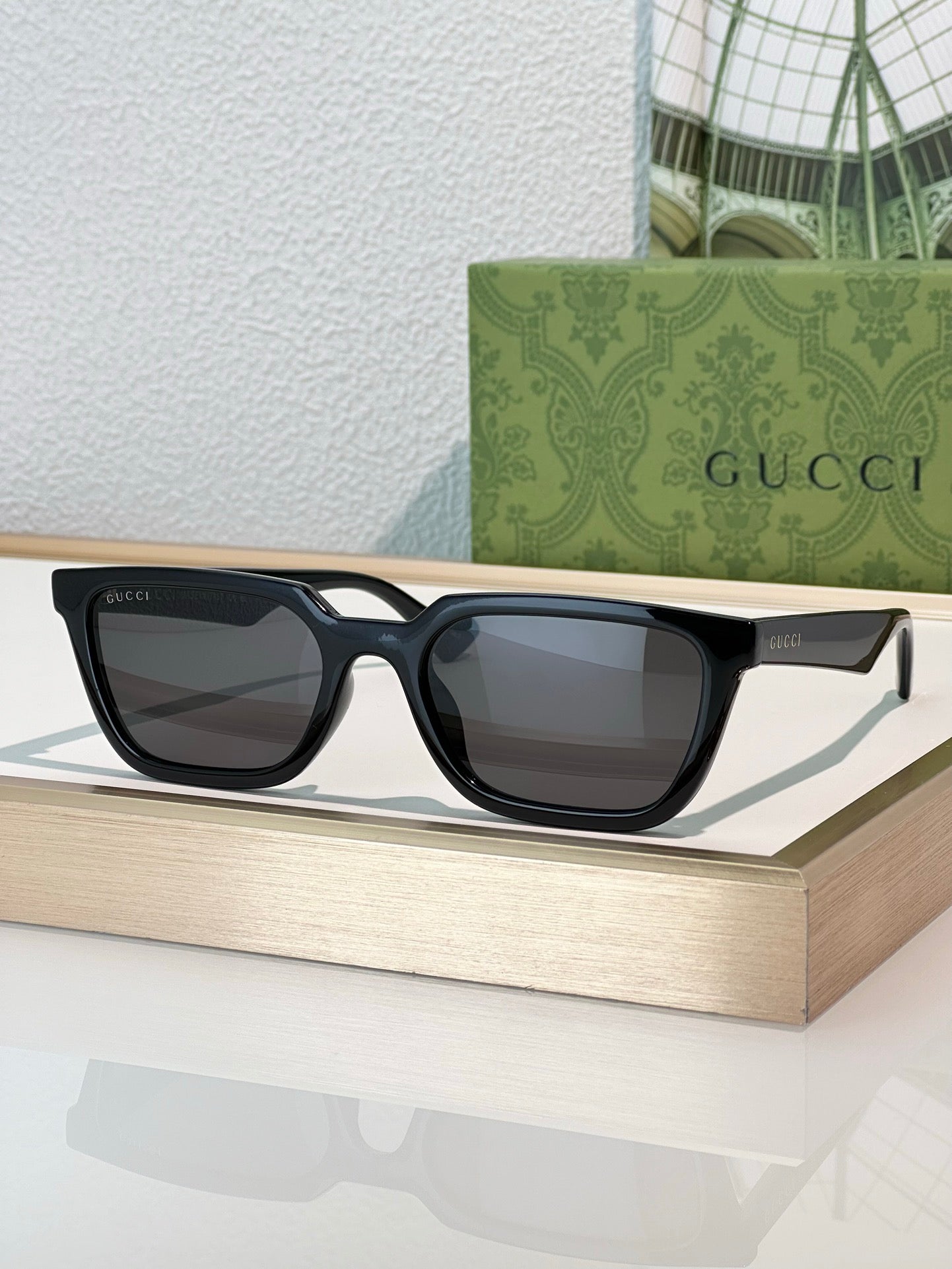 GUCCI GG 1539 Square Sunglasses  ✨