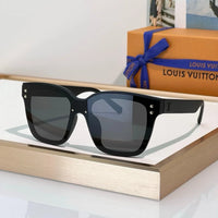 Louis Vuitton Z2455U LV Flash Square Mask Sunglasses ✨